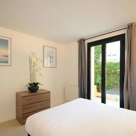 Les Volets Bleus Apartman