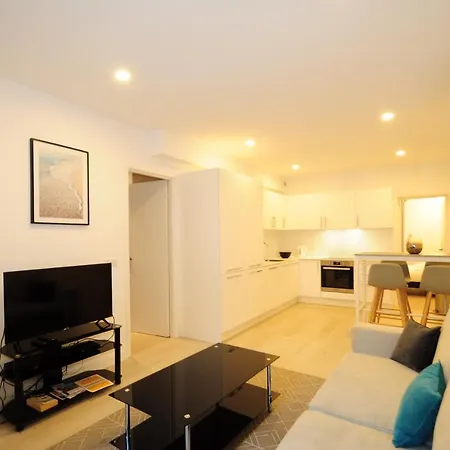 Les Volets Bleus * 니스